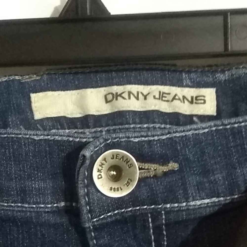 DKNY So-Low-Lita Straight Leg Jeans Size 10 - Picture 3 of 8